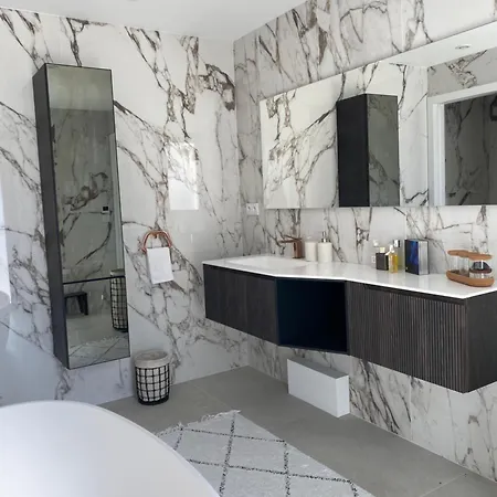 De Luxe French Riviera